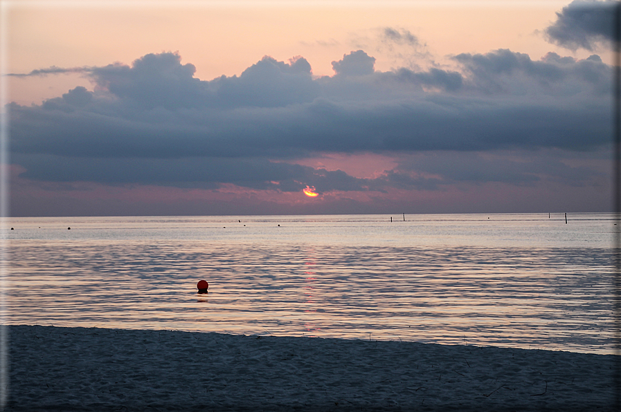 foto Alba e tramonto alle isole Maldive